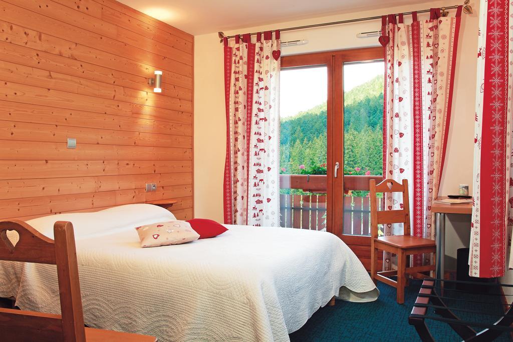 Logis Hotel Le Vetine Le Valtin Kamer foto