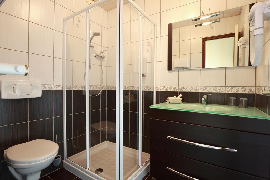 Logis Hotel Le Vetine Le Valtin Kamer foto